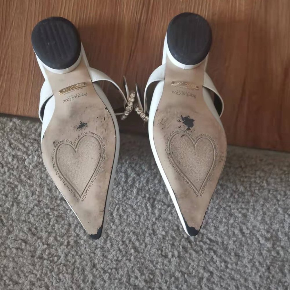 Rachel Cox Sora 2cm Heel White Pumps with Crystal Buckle Size 5 - Picture 4 of 4